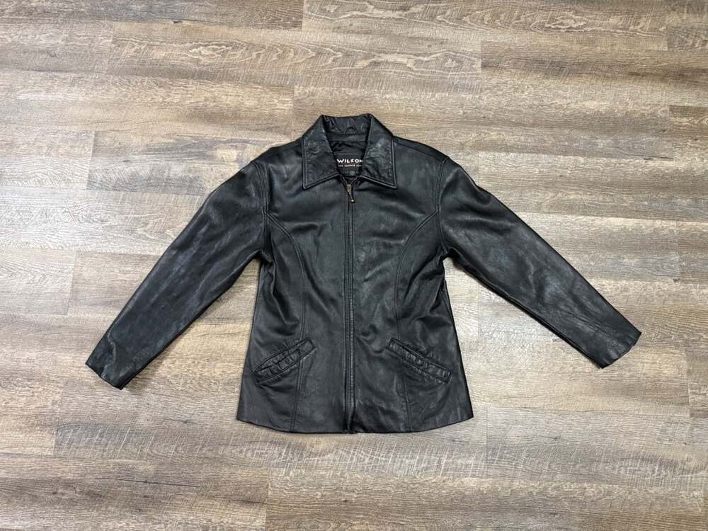 vintageBlack wilsons leather jacket womens Size L Fitted with pockets Excellent
